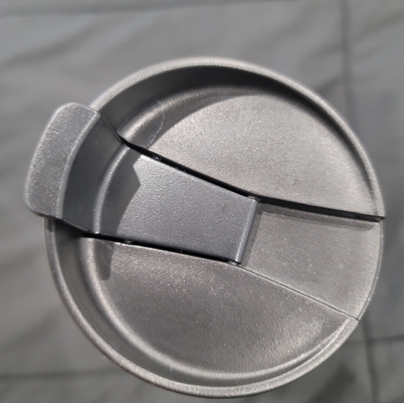 2011 Starbucks Dog On A Sled Christmas Winter Travel Tumbler 16oz Used - Picture 3 of 3